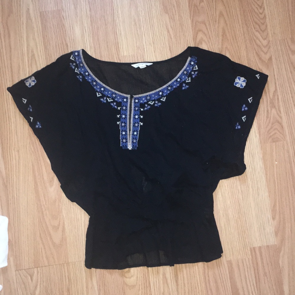 American Eagle tribal print blouse